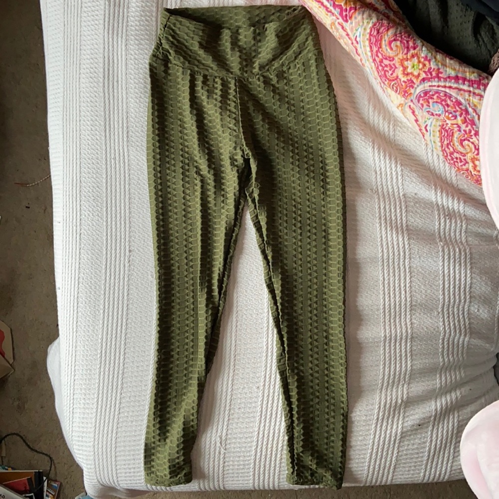 Those tiktok leggings...you know the ones